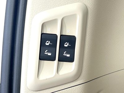2023 Toyota LAND CRUISER PRADO — миниатюра 31