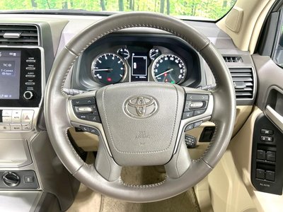 2023 Toyota LAND CRUISER PRADO — миниатюра 13