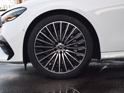 MERCEDES-BENZ E-CLASS - 2