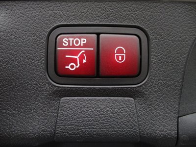 MERCEDES-BENZ CLA - 8