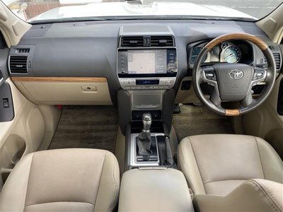 TOYOTA LAND CRUISER PRADO - 3