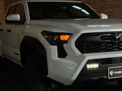 TOYOTA TACOMA - 9