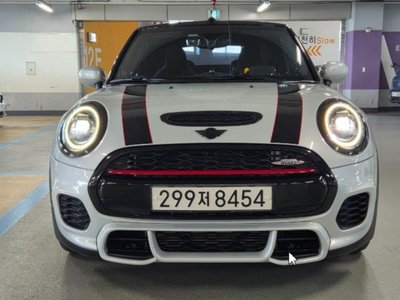 MINI CONVERTIBLE - 2