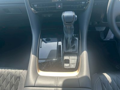 2025 TOYOTA ALPHARD 缩略图 27