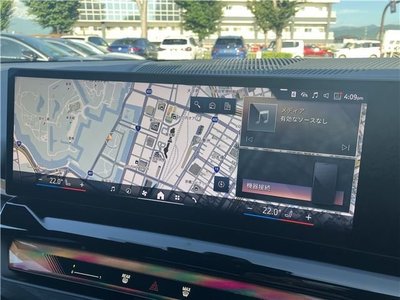 صورة مصغرة 34 لـ 2025 BMW 5 SERIES