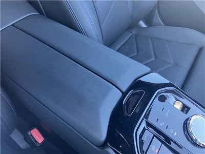 صورة مصغرة 47 لـ 2025 BMW 5 SERIES