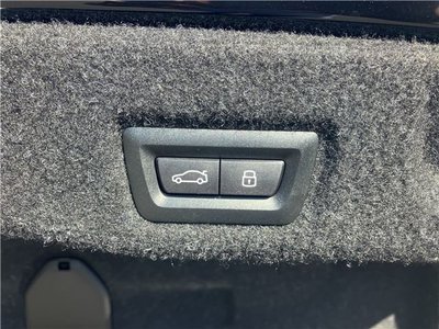 صورة مصغرة 54 لـ 2025 BMW 5 SERIES