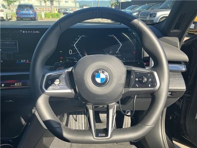 صورة مصغرة 25 لـ 2025 BMW 5 SERIES