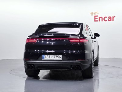 PORSCHE CAYENNE - 4