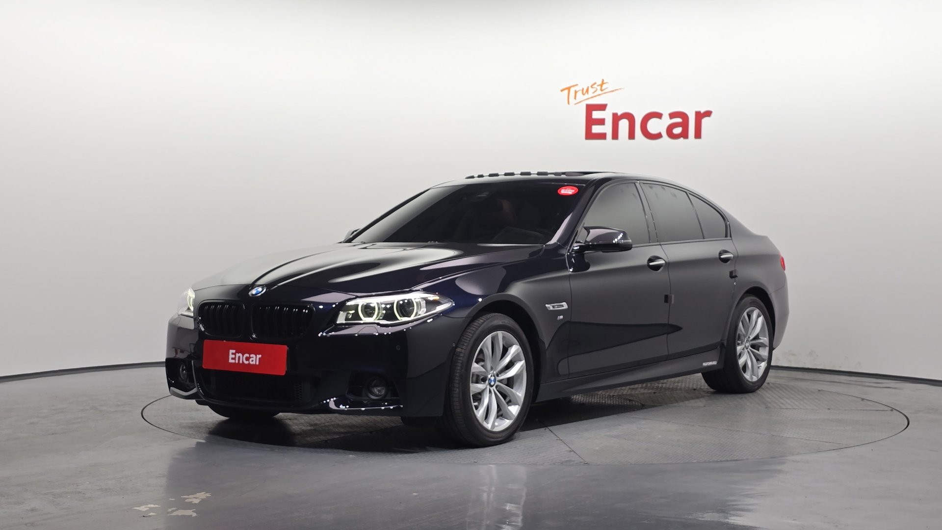 BMW 5 SERIES - View 1