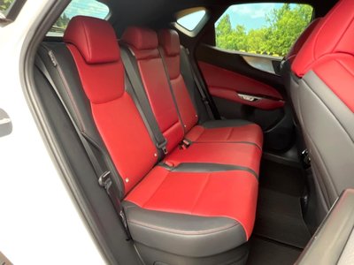 صورة 10 لـ 2023 Lexus NX