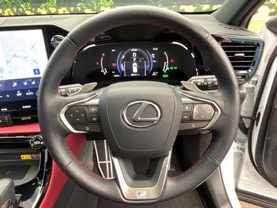 2023 Lexus NX — миниатюра 12