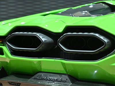 صورة مصغرة 40 لـ 2025 Lamborghini REVUELTO