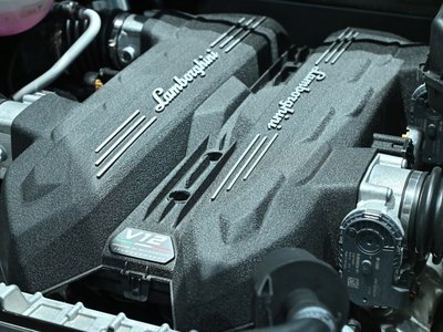 صورة مصغرة 64 لـ 2025 Lamborghini REVUELTO