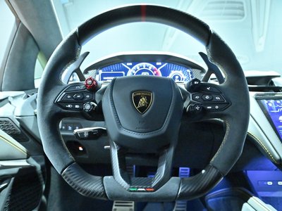 صورة مصغرة 46 لـ 2025 Lamborghini REVUELTO