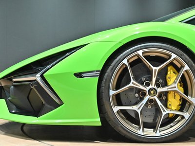 صورة مصغرة 25 لـ 2025 Lamborghini REVUELTO