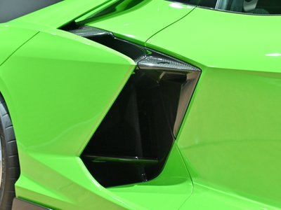 صورة مصغرة 35 لـ 2025 Lamborghini REVUELTO