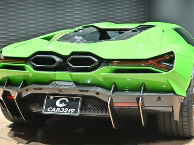 صورة مصغرة 39 لـ 2025 Lamborghini REVUELTO