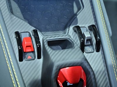 صورة مصغرة 52 لـ 2025 Lamborghini REVUELTO
