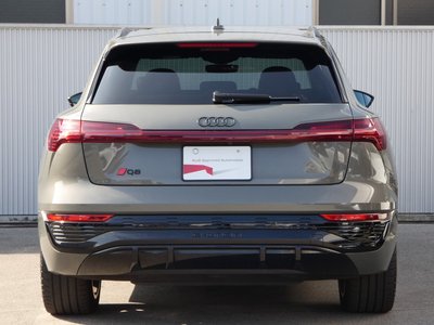 AUDI Q8 E-TRON - 9