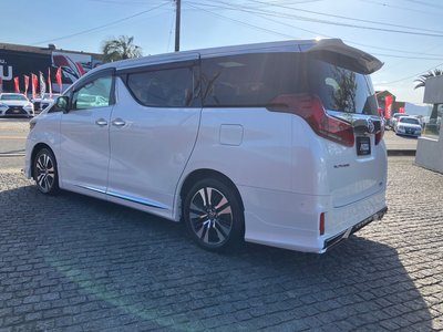 TOYOTA ALPHARD - 4