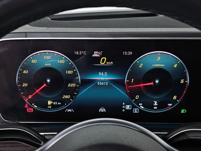 MERCEDES-BENZ GLE - 8