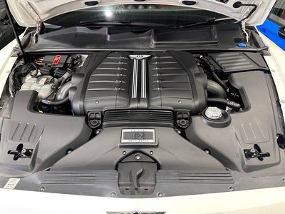 BENTLEY BENTAYGA - 9