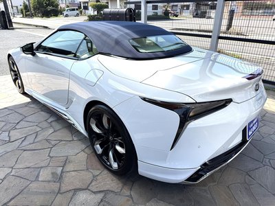 LEXUS LC CONVERTIBLE - 8