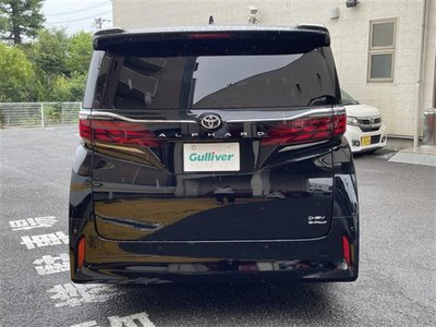 2023 Toyota ALPHARD photo 8