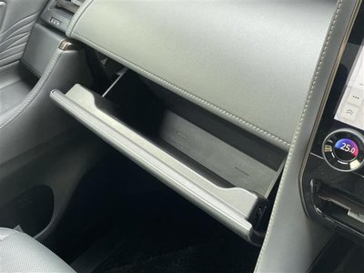 2023 Toyota ALPHARD thumbnail 30