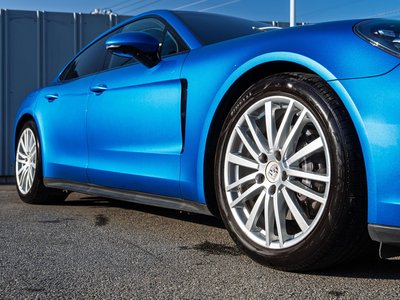 PORSCHE PANAMERA - 5