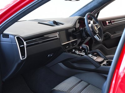 2020 Porsche CAYENNE 缩略图 19