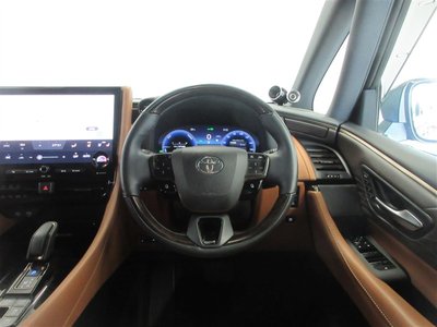 صورة 4 لـ 2023 Toyota VELLFIRE