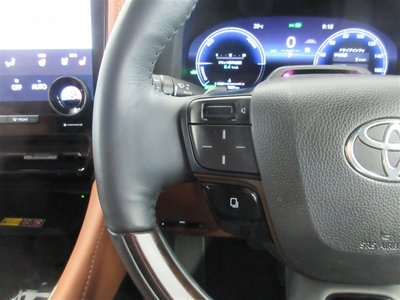 صورة 9 لـ 2023 Toyota VELLFIRE