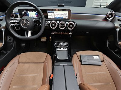 MERCEDES-BENZ CLA - 5