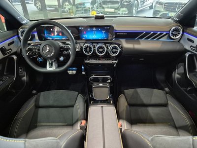 MERCEDES-BENZ CLA - 5