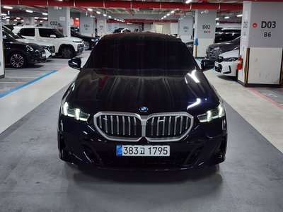 BMW 5 SERIES - 2