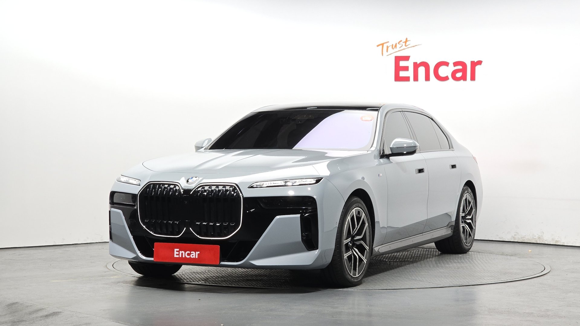 BMW 7 SERIES - View 1