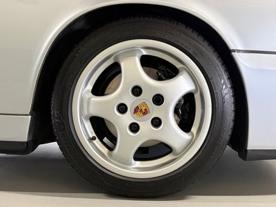 1992 Porsche 911 thumbnail 12