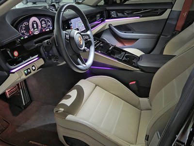PORSCHE PANAMERA - 8