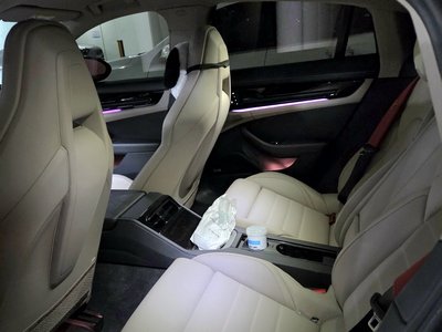 PORSCHE PANAMERA - 9