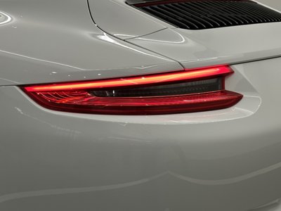 PORSCHE 911 - 6