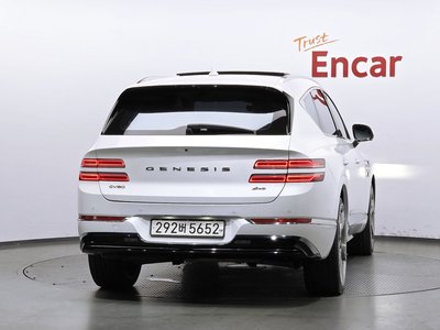 صورة 4 لـ 2022 Genesis GV80
