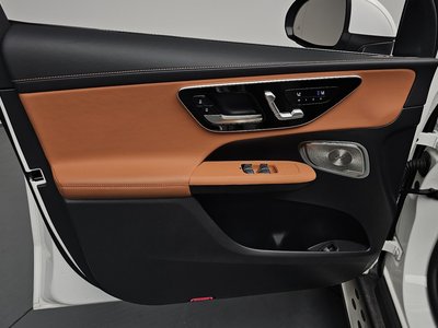 2025 Mercedes-BENZ GLC 缩略图 14