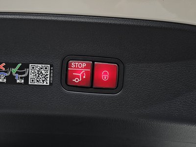 2025 Mercedes-BENZ GLC 缩略图 37