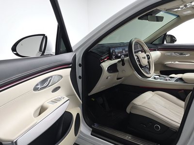 2025 Genesis GV70 缩略图 14
