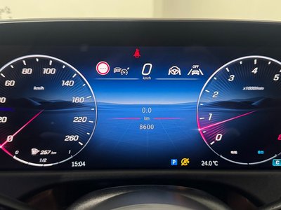 MERCEDES-BENZ E-CLASS - 8