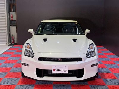 NISSAN GT-R - 8