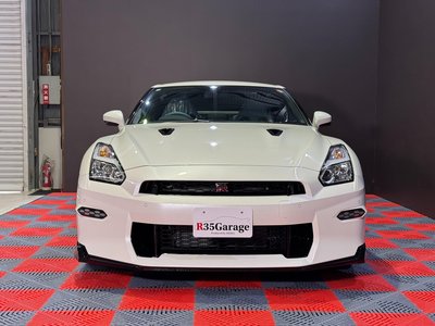 NISSAN GT-R - 7