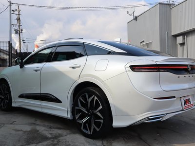 TOYOTA CROWN CROSSOVER - 8